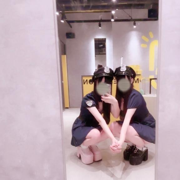ฉันอยู่ที่นี่นะคะ ♡
