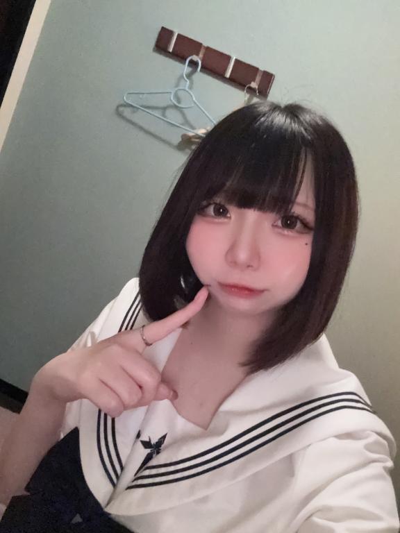출근했어요 🤍