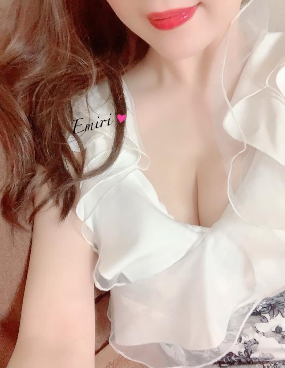 えみり