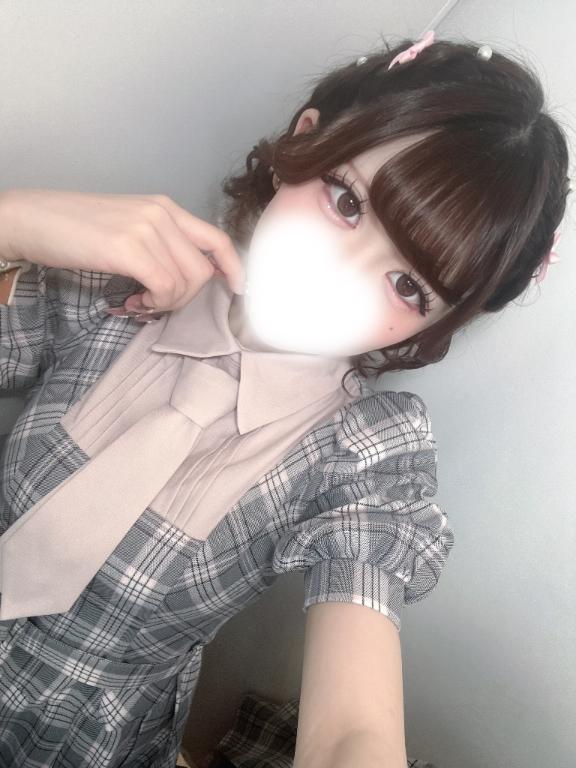 (˶ ᵔ ̫ ᵔ ˶)✌🏻💖